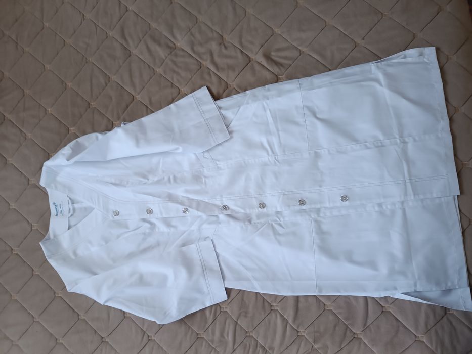 Медичний халат новий