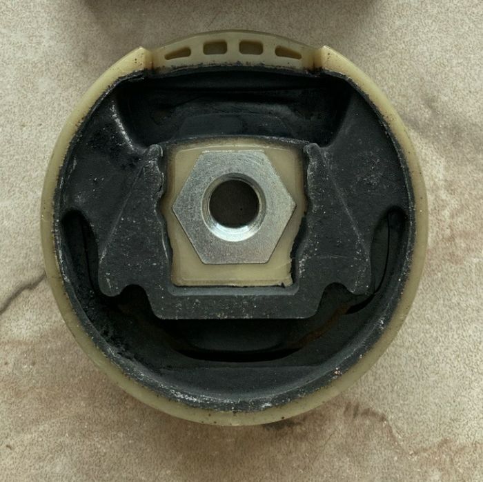 Съёмник, конус для запрессовки сайлентблоков подрамника. Конус.