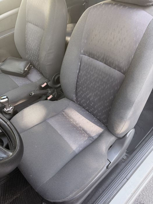 Ford Focus 1.6 zetec’s