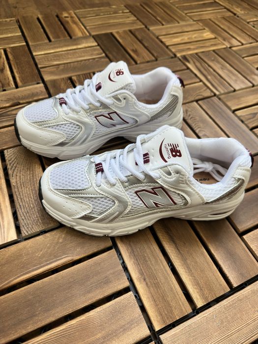 Жіночі кросівки new balance 530 white red 36-40