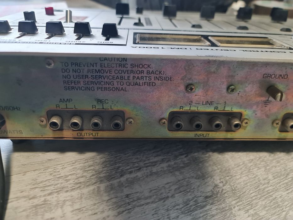 Mixer audio vintage 1977r.  Numark DM-1500A
