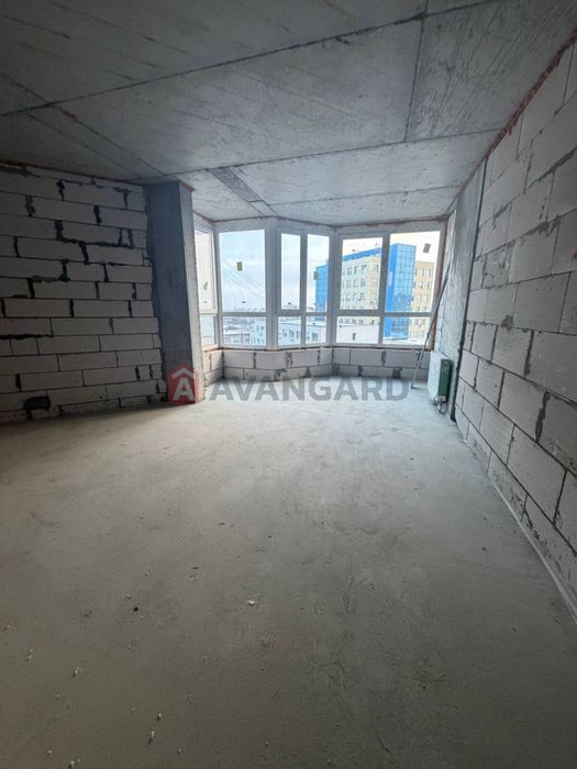 БЕЗ КОМІСІЇ. Продається 3-кімнатна квартира від забудовника.