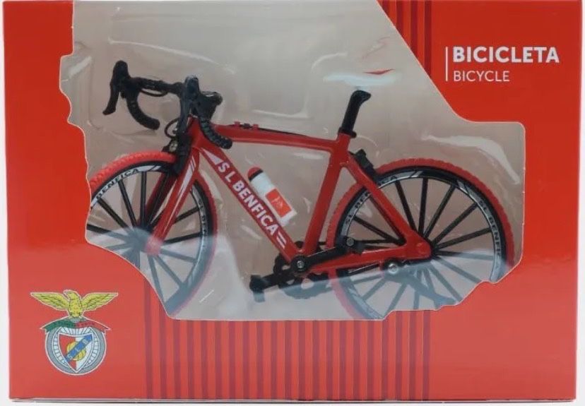 Bicicleta decorativa do Benfica. Novo