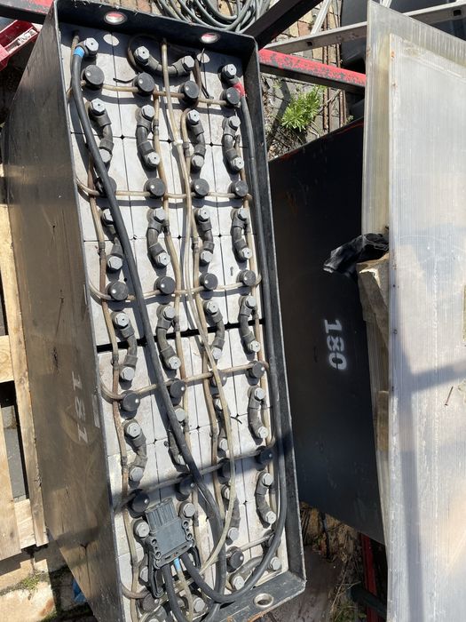 Bateria trakcyjna 48V 775AH magazyn energi wozek linde