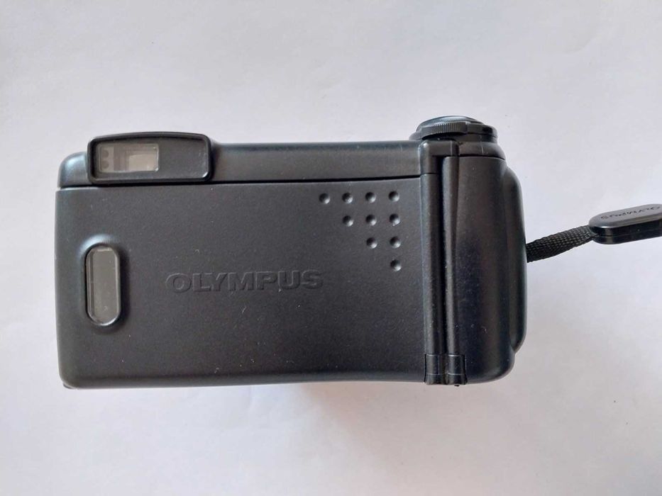 Фотоапарат Olympus Superzoom 800