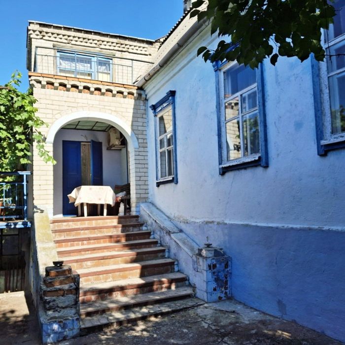 Продам дом на Левобережном-3 с солнечной электростанцией