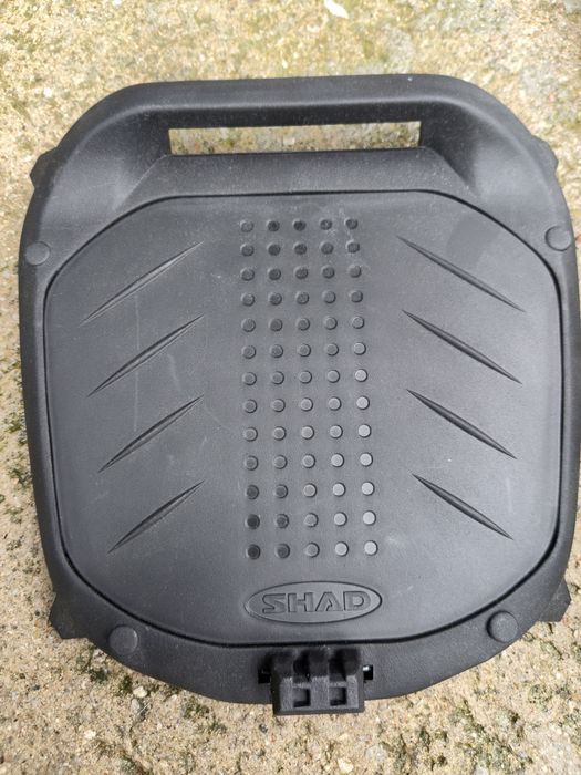 Top case Shad SH 33 com suporte