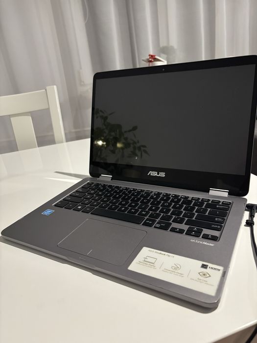 Laptop Asus ekran dotykowy 360