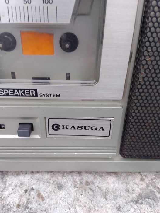 Radio portátil , bom estado