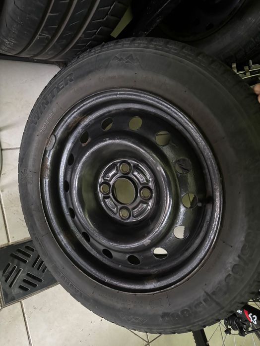 Felgi stalowe z oponami 185/65 R15