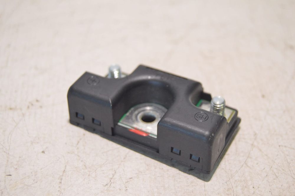 ANTENA SUPORTE AMPLIFICADOR SINAL AUDI 8T0035570 MDEG50102DE MDE