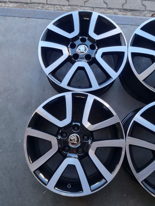 17cali 5x112 Skoda oryginał 7J ET45