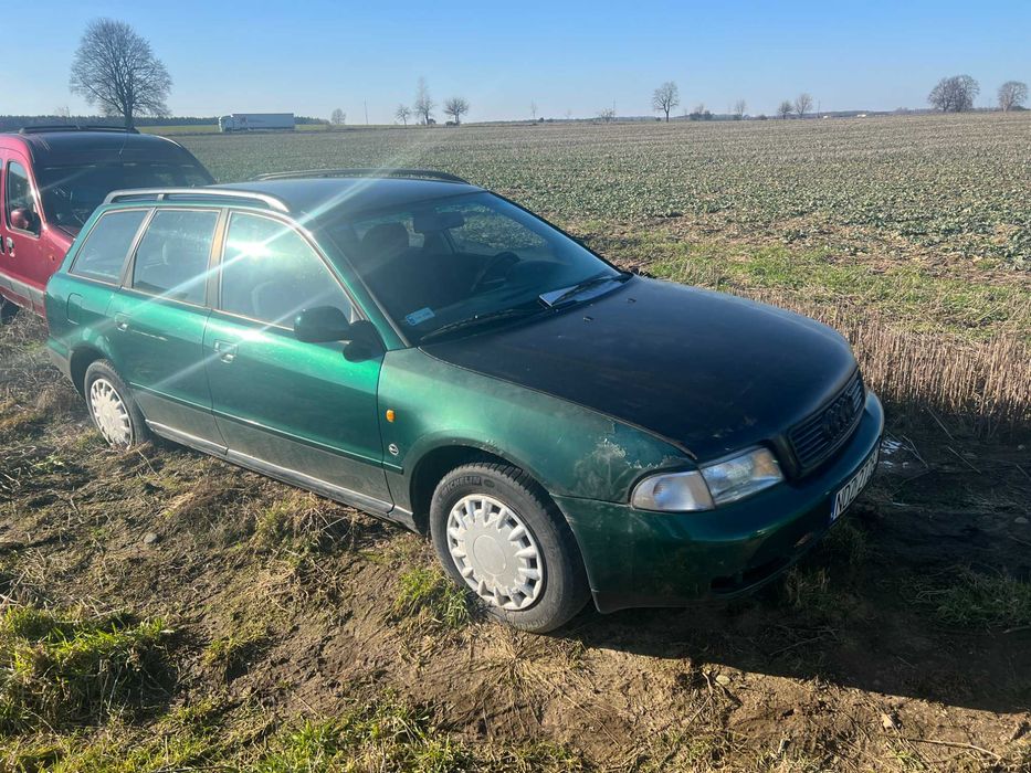Części silnik,skrzynia,alternator rozrusznik Audi A4b5 rok 1997 1,6 8v