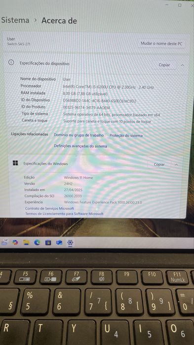 Acer Switch Alpha 12 Portatil leve hibrido facil de transportar