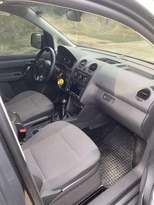 Volkswagen Caddy (Фольцваген Кадди)