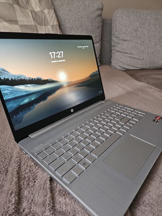 超美品　HP Laptop 15s-eq3xxx. 初期化済み 超美品 HP Laptop 15s-eq3xxx. 初期化済み 【公式通販】