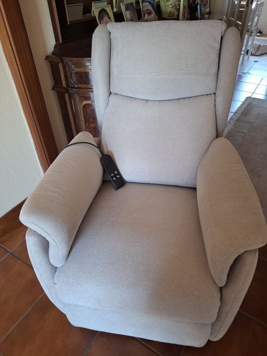 Cama articulada e sofá