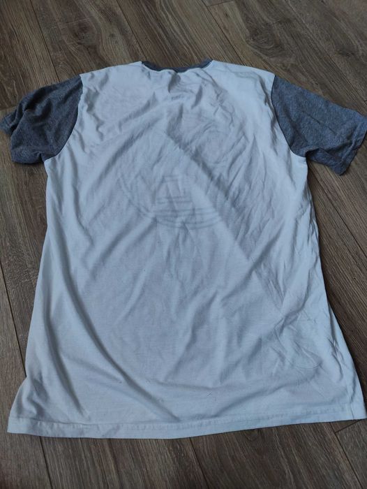 Продам футболку Oakley