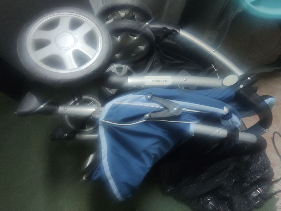 Cadeira bebe com mesa