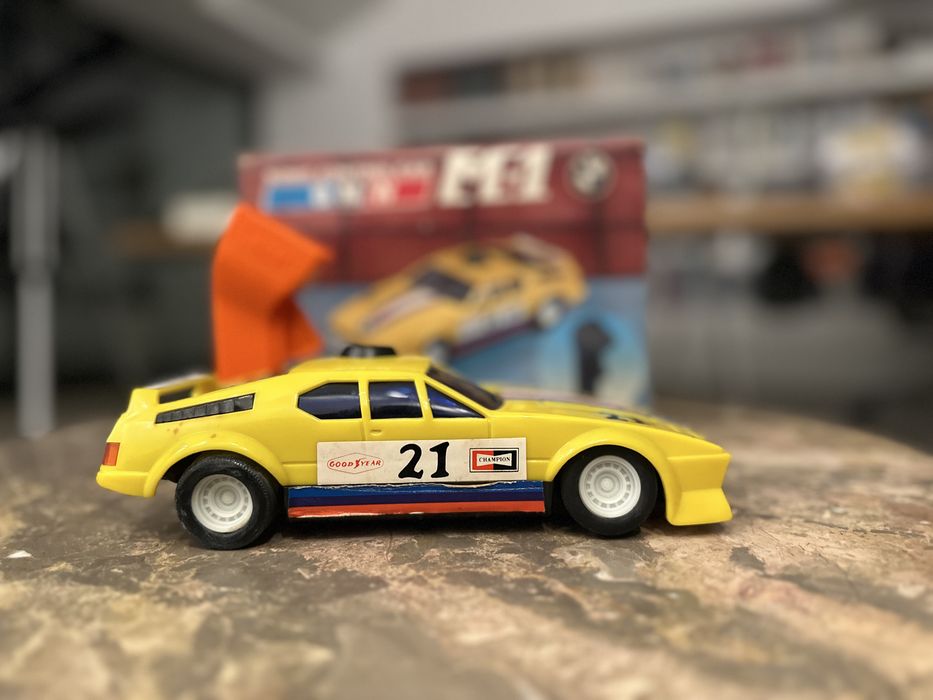 BMW M1 Sonic Control Vintage 1982 – Funcional