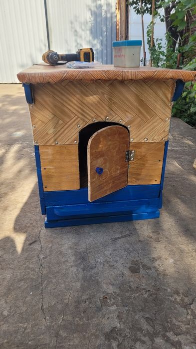 Домик для собачек.