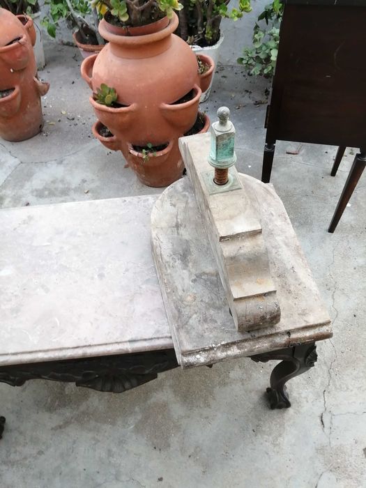 postigo antigo decorativo