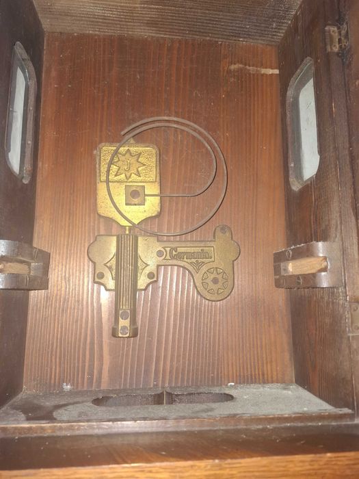 Stary zegar Junghans