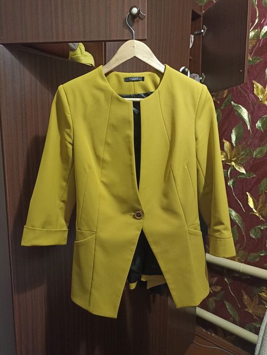 Продам піджак весна-осінь