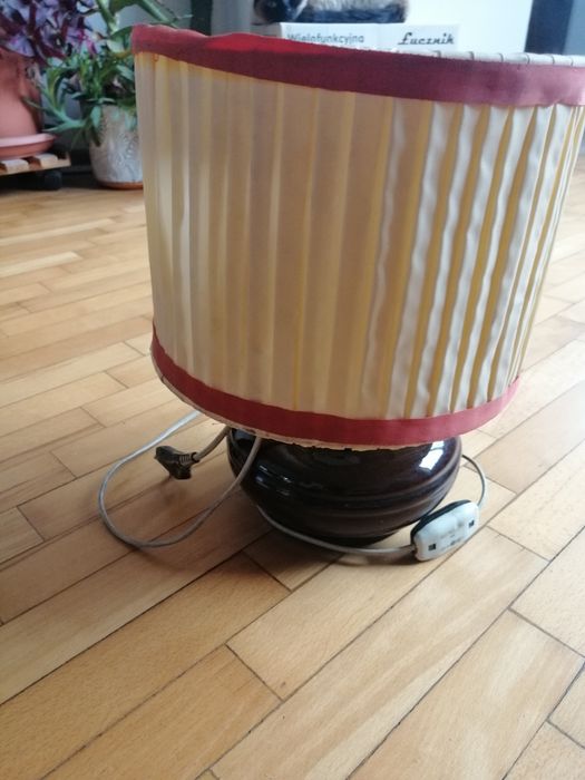 Lampa w stylu retro. PRL