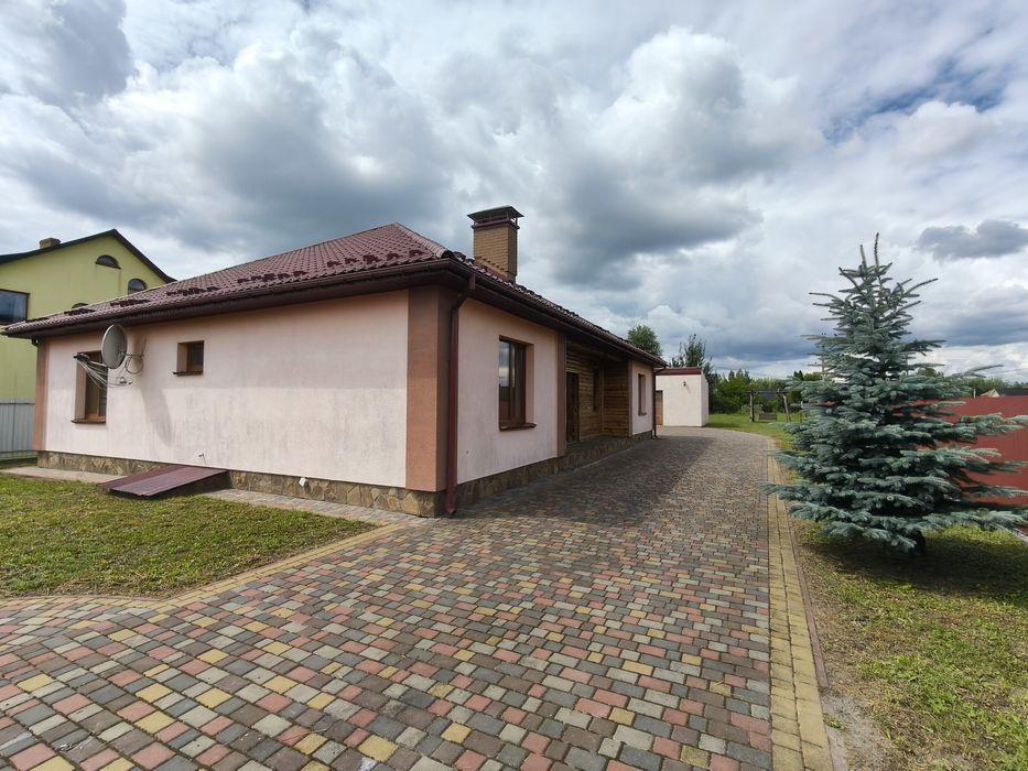 Продаж будинку в Шацьку