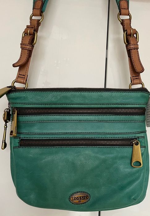 Nowa skórzana torebka damska Fossil w kolorze zielono-turkusowym.