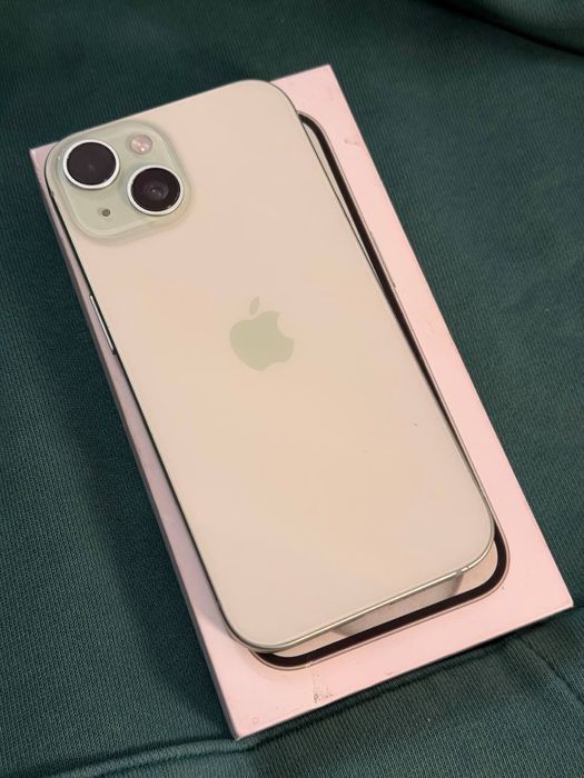iPhone 15 128gb green
