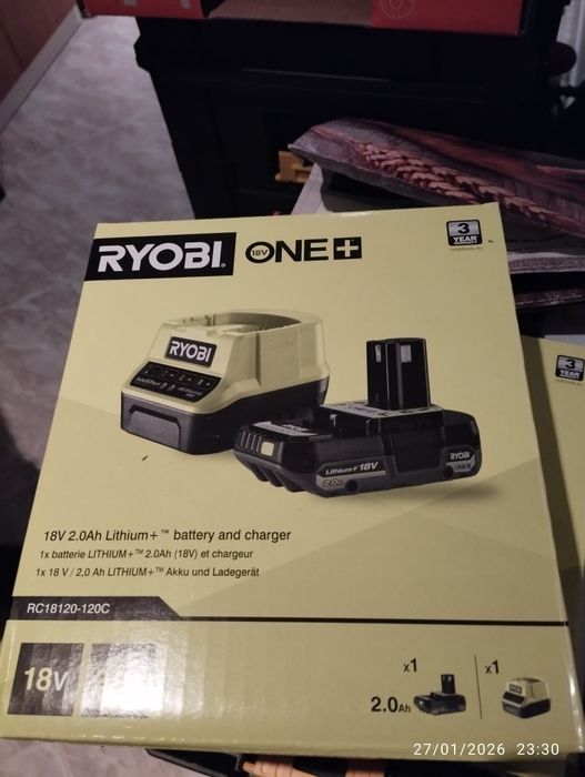 Bateria e carregador Ryobi