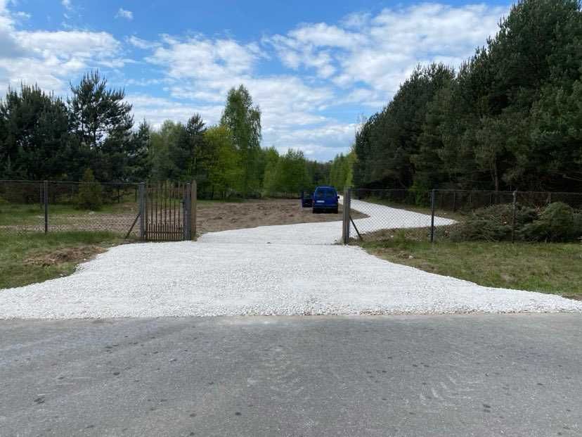 Utwardzanie terenu, Drogi dojazdowe, Układanie kostki brukowej