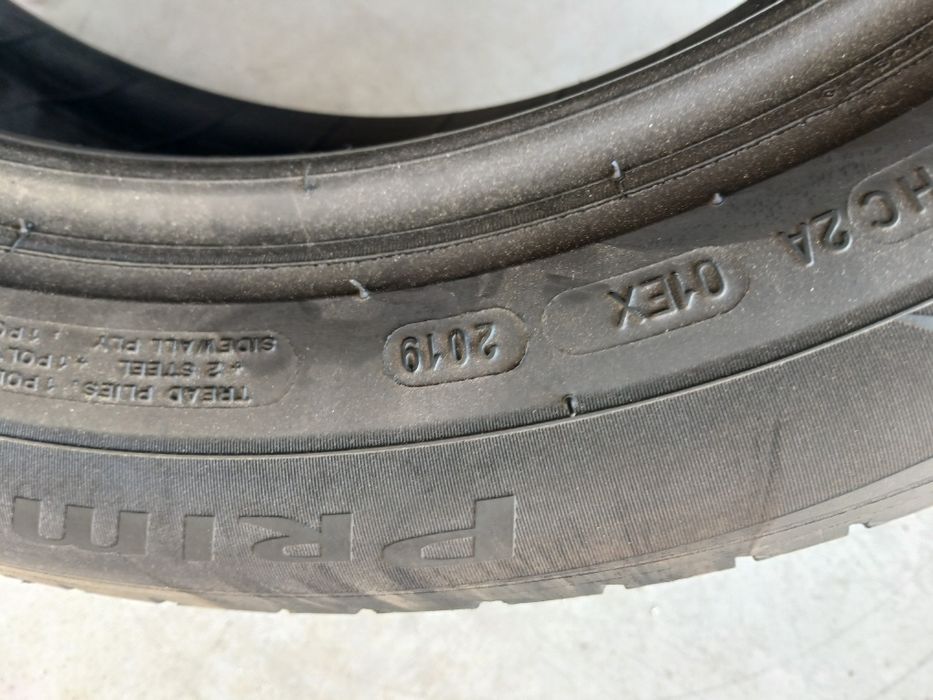 2 pneus 205 55 r17 Michelin
