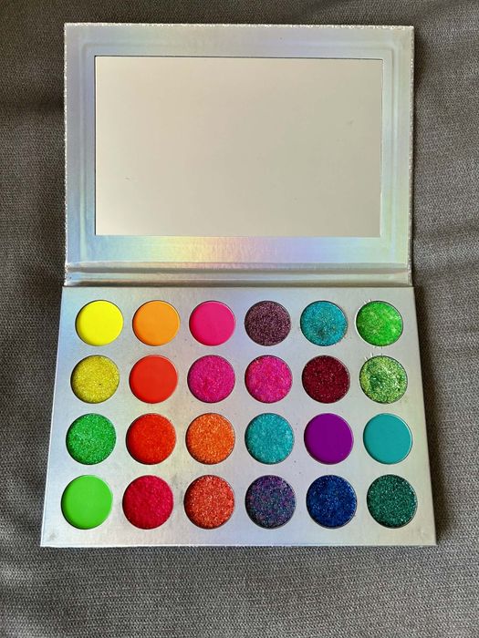 Paletka Cieni Cienie Dużo Kolorów Zmysłowe Letnie