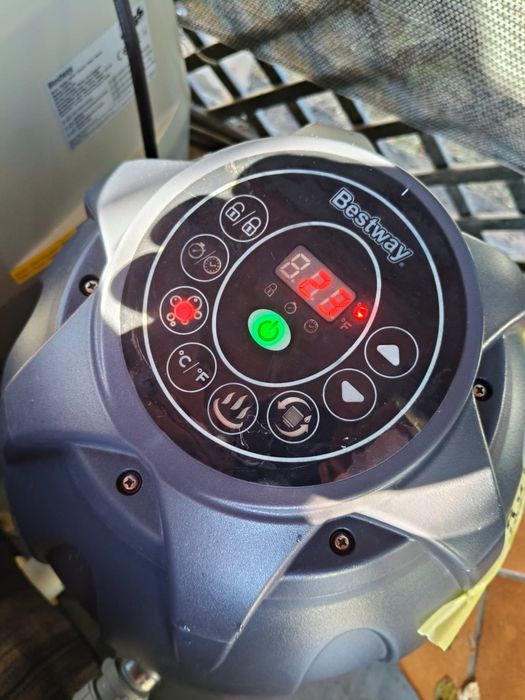 Naprawa, przegląd, serwis pomp basenowych i pomp do jacuzzi, Błąd E02.