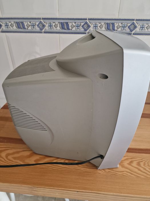TV GRUNDIG Davio