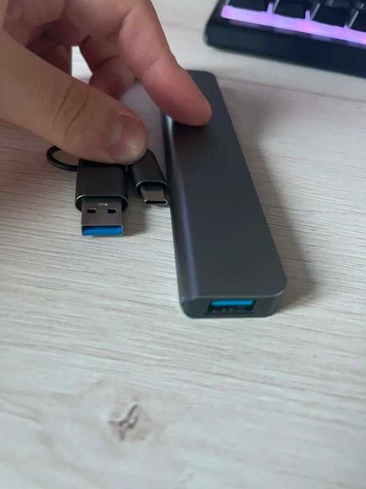 8-portowy hub usb/usb-C