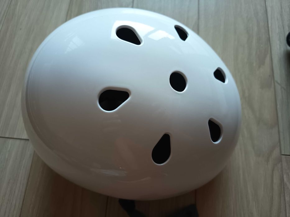 Proteções para skate e patinagem  Cotovelos, joelhos, pulsos, capacete