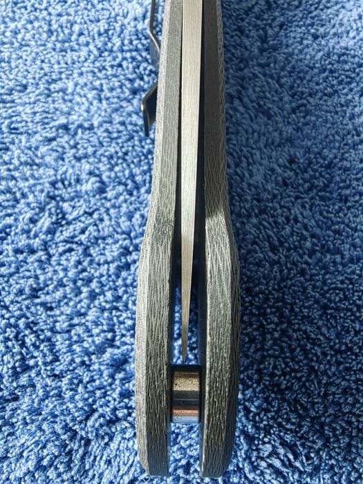 Spyderco Military BG-42 Carbon Fiber Sprint Run Stan Kolekcjonerski