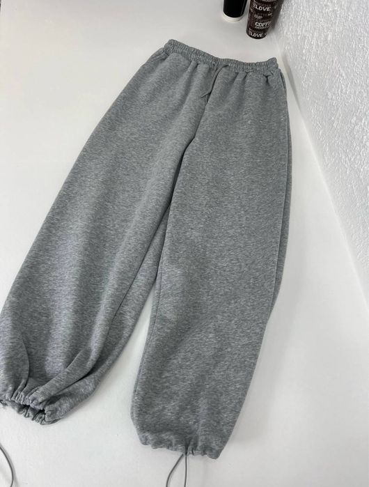 Женские теплые спорт штаны на затяжках/Жіночі теплі штани на затяжках