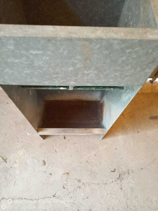 Suporte de comida para animais