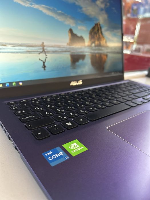 Ноутбук Asus X515E