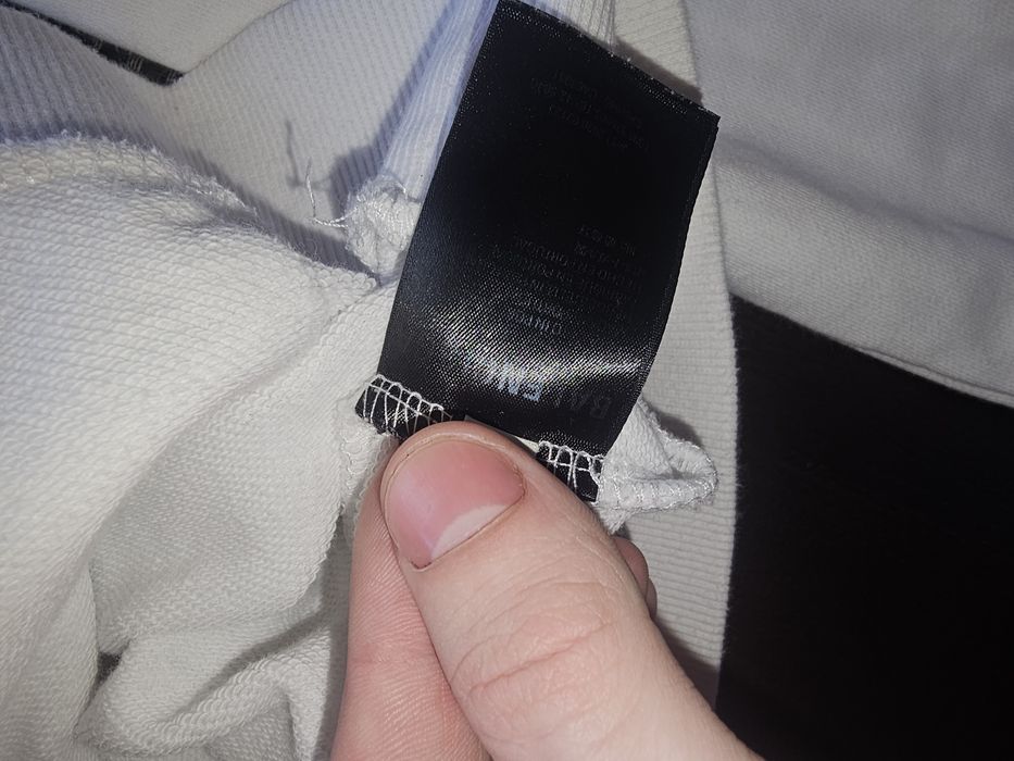 біле худі Balenciaga