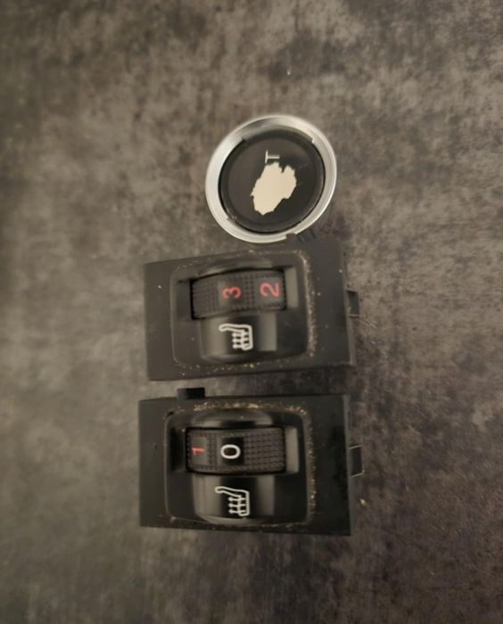 Przełączniki do grzania foteli z obramówką peugeot 508