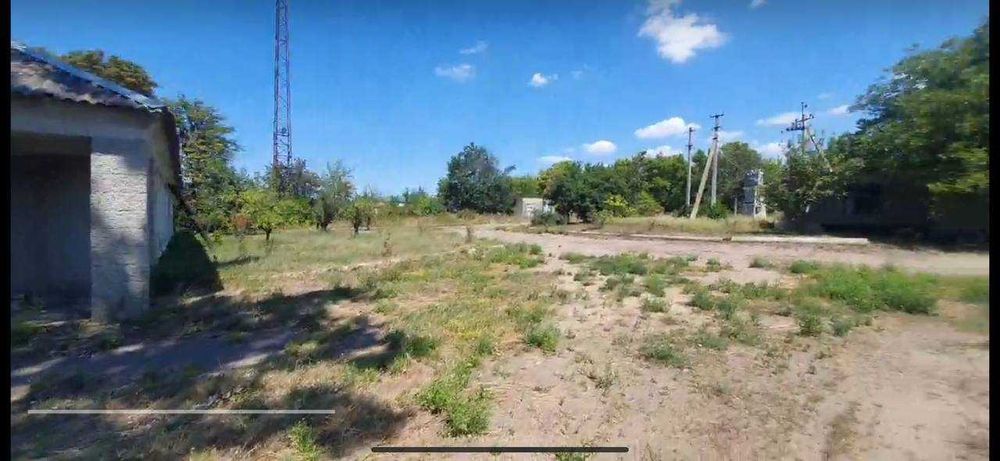 Виробнично-складський комплекс на фасаді траси Р-33 (с. Михайлівка)