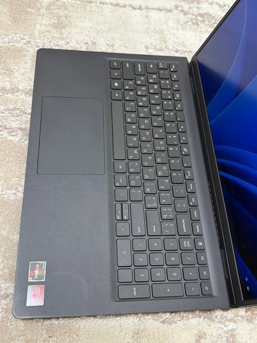 Dell 15,6" на Ryzen 5 та 250гб SSD