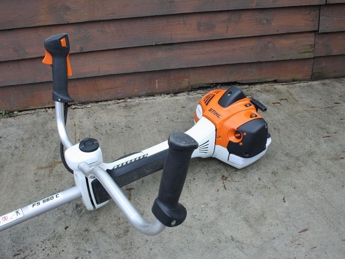 Faço limpezas de terrenos