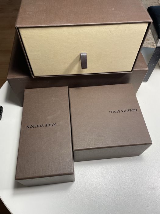 Брендові коробки Louis Vuitton